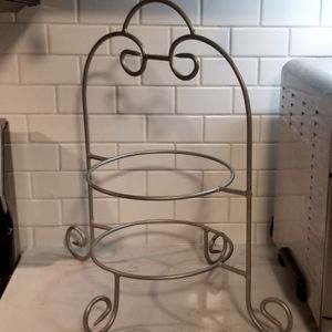 Metal Two Tier Plate Rack, 8 Inch Diameter Rings-17.5 Inches High
